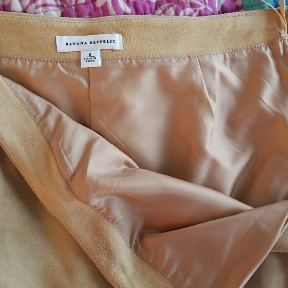 Banana Republic sz 8 real suede skirt - Picture 4 of 5
